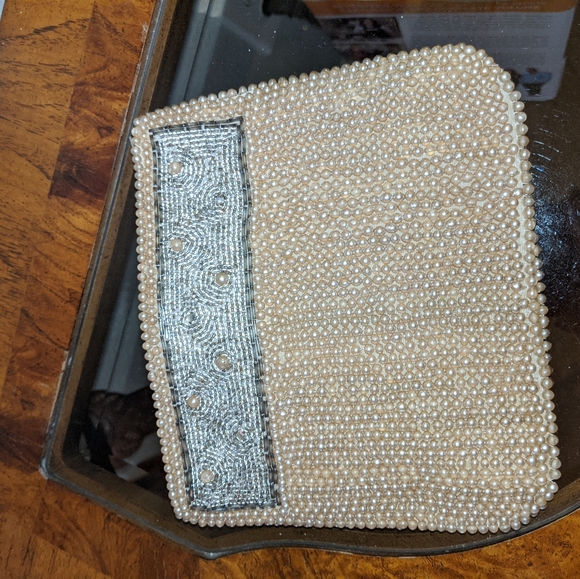 Hand held purse - Picture 4 of 4